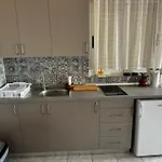 Emilios House