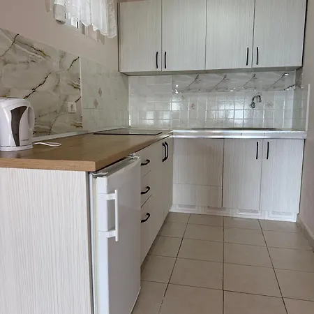 Emilios House Apartamento Dhërmi