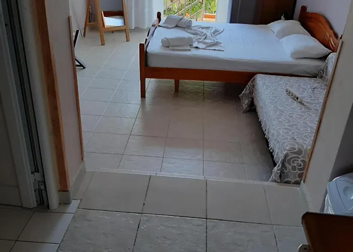 Emilios House Apartament